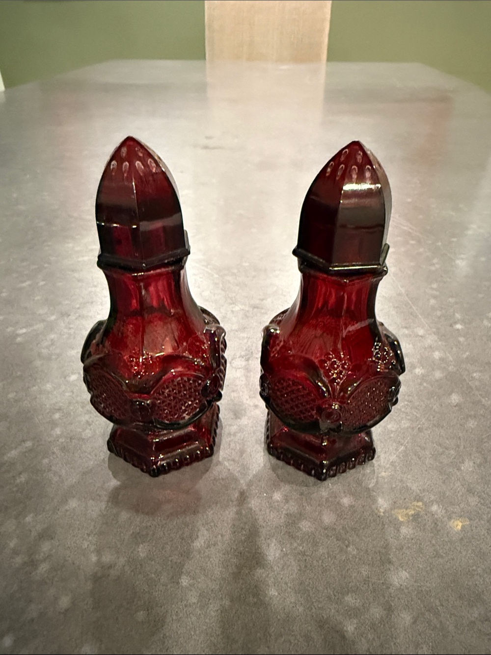 Avon Cape Cod Vintage Ruby Red Decorative Glass Salt and Pepper Shakers - Pair